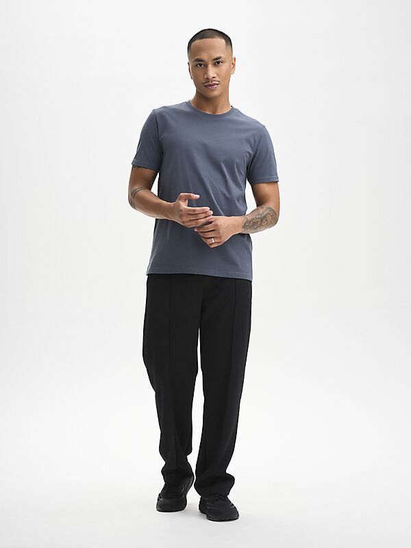 SOC M REGULAR FIT TEE på