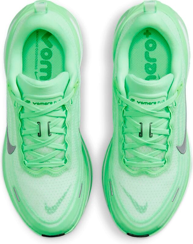 NIKE W Vomero Plus på