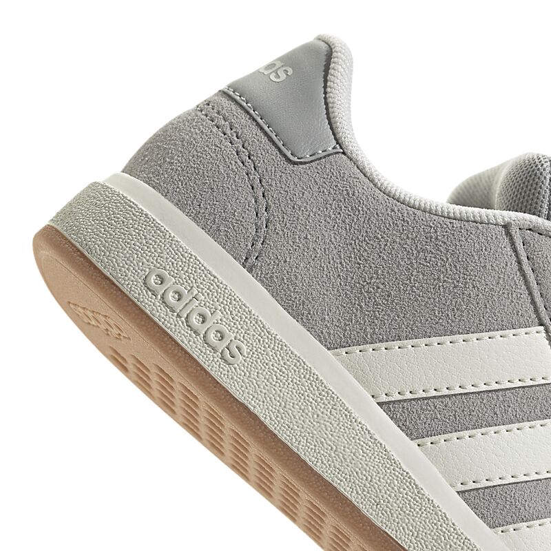 ADIDAS J Grand Court 00S K på