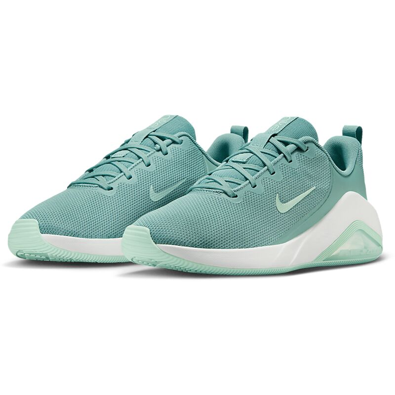 NIKE W Bella 7 på
