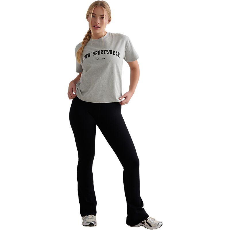 AIM´N W Varsity Boxy T-shirt på