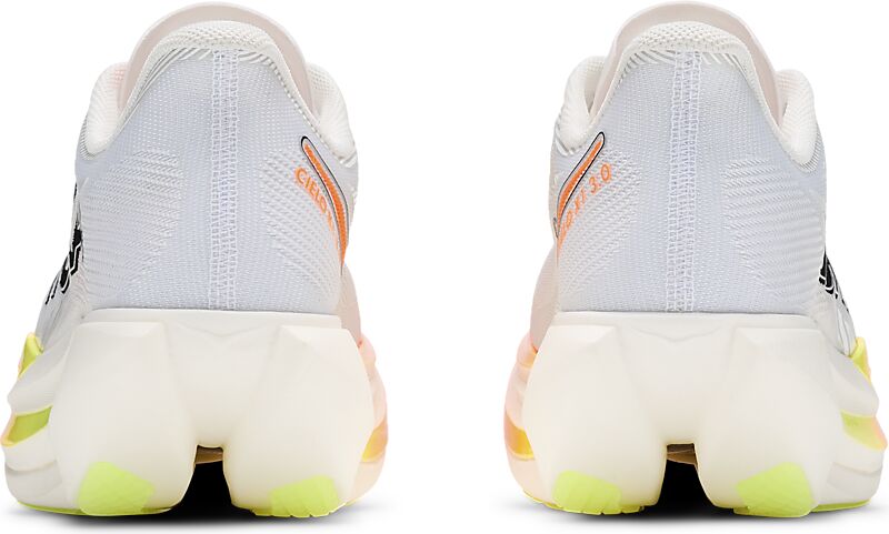 HOKA U CIELO X1 3.0 på