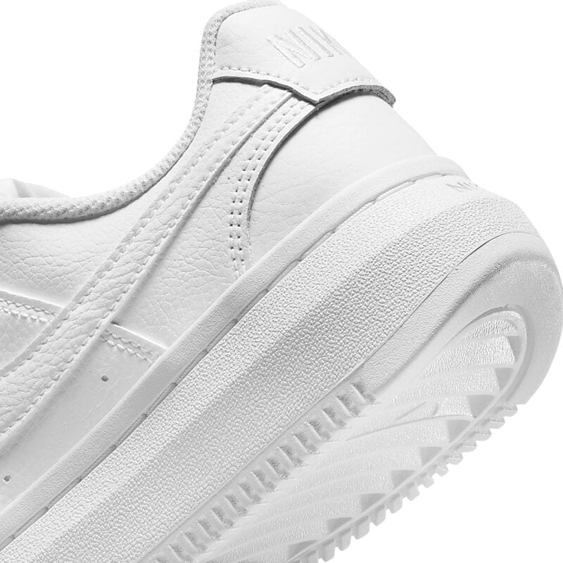 NIKE W Court Vision Alta Ltr på