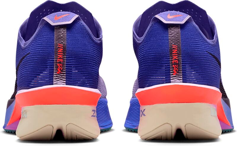 NIKE W Zoomx Vaporfly Next% 4 på
