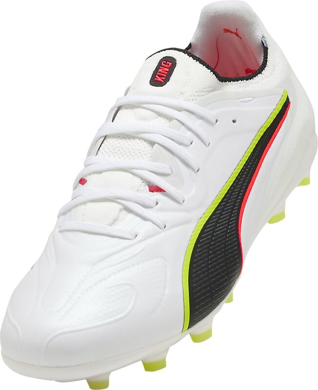 PUMA KING 20 ULTIMATE FG/AG W på