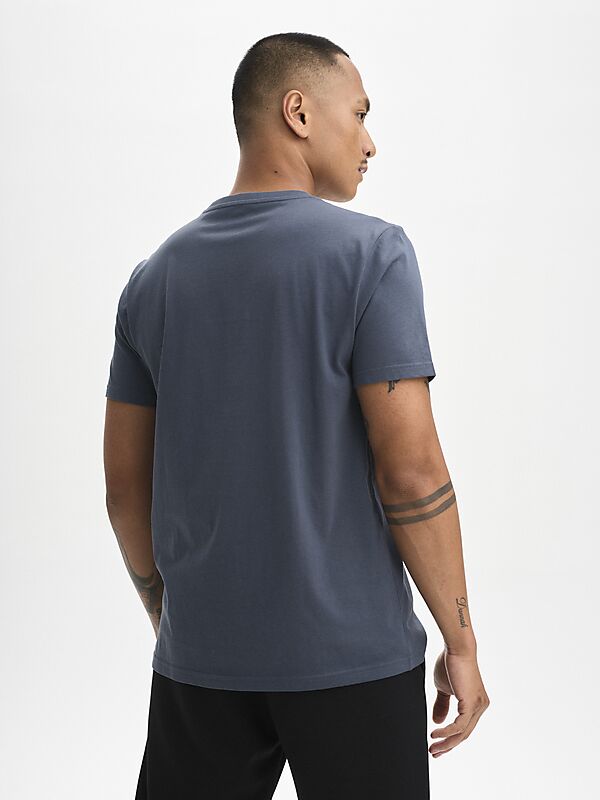 SOC M REGULAR FIT TEE på