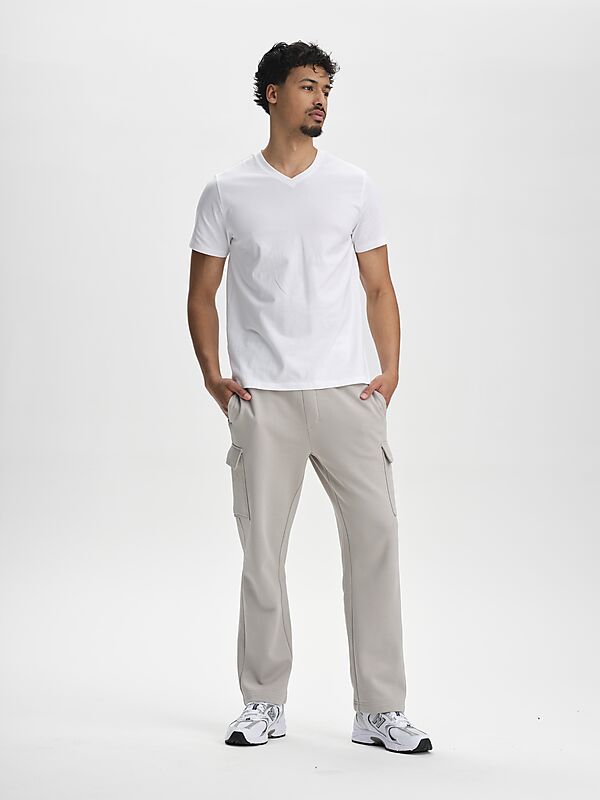 SOC M SLIM FIT V-NECK TEE på