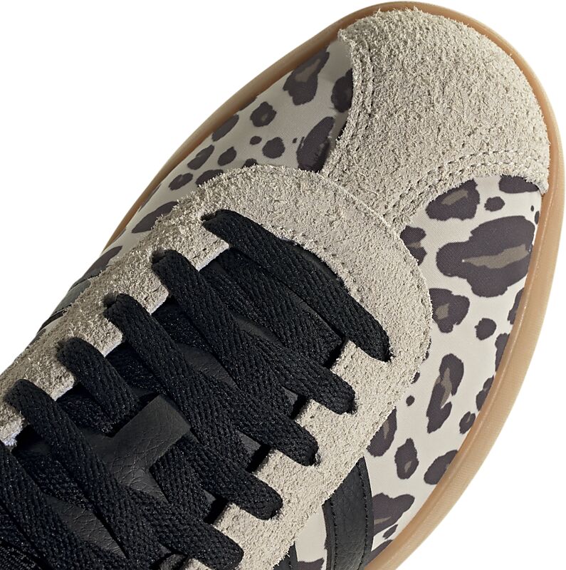ADIDAS W VL COURT 3.0 på