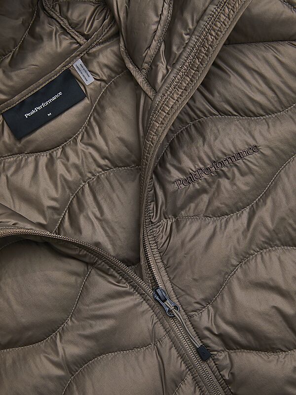 PEAK PERFORMANCE M Helium Down Hood Jkt på