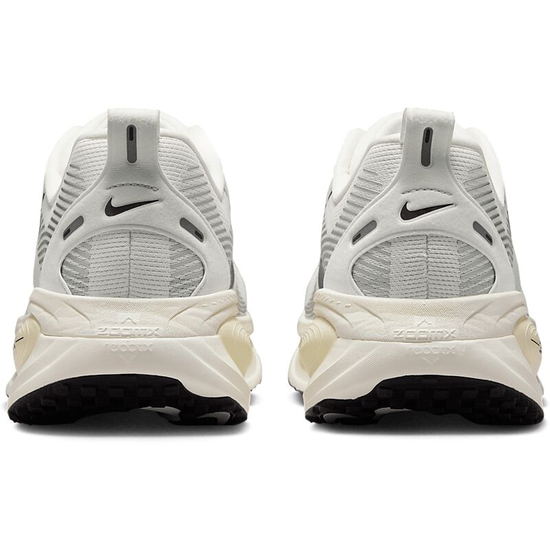 NIKE M Vomero 18 på