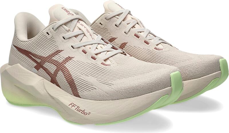 ASICS W NOVABLAST 6 på