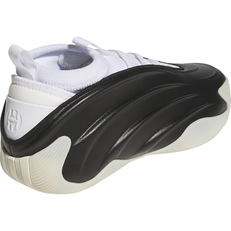 ADIDAS Harden Volume 9 på