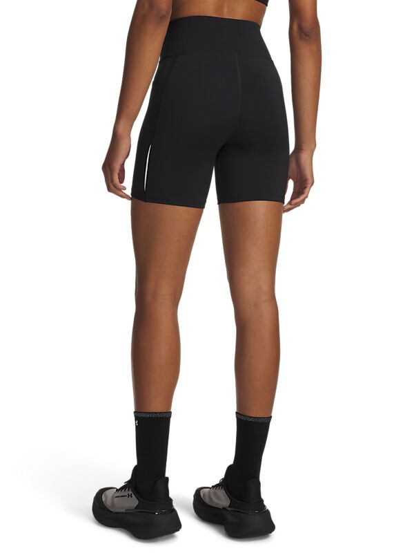 UNDER ARMOUR W VELOCITI 6" FITTED SHORTS på