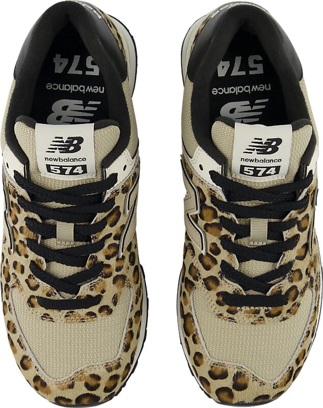 NEW BALANCE W 574 på