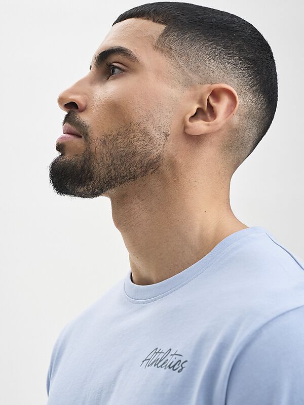 SOC M GRAPHIC TEE på