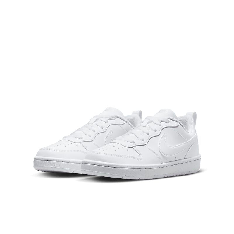 NIKE J Court Borough Low Rec Gs på