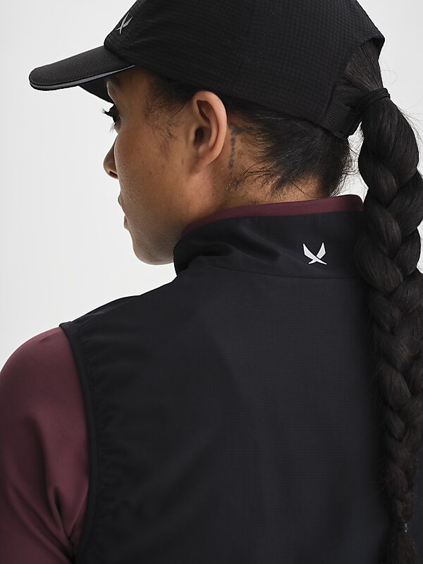 SOC W Run Wind Vest på