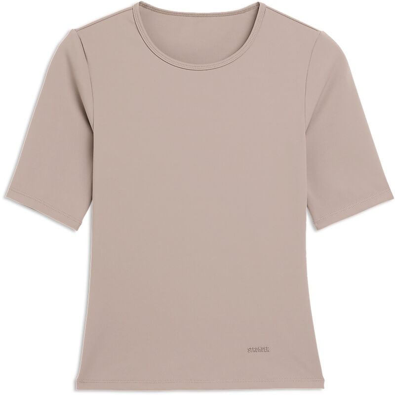 STRONGER Soft Half Sleeve Tee på