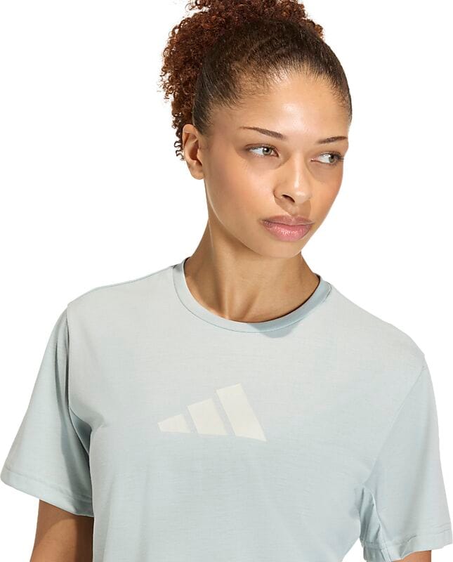 ADIDAS Tr-Es Bl Tee på