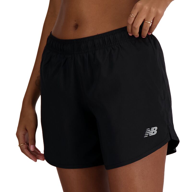 NEW BALANCE W Sport Essentials Short 5 Inch på