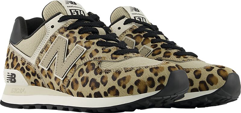 NEW BALANCE W 574 på