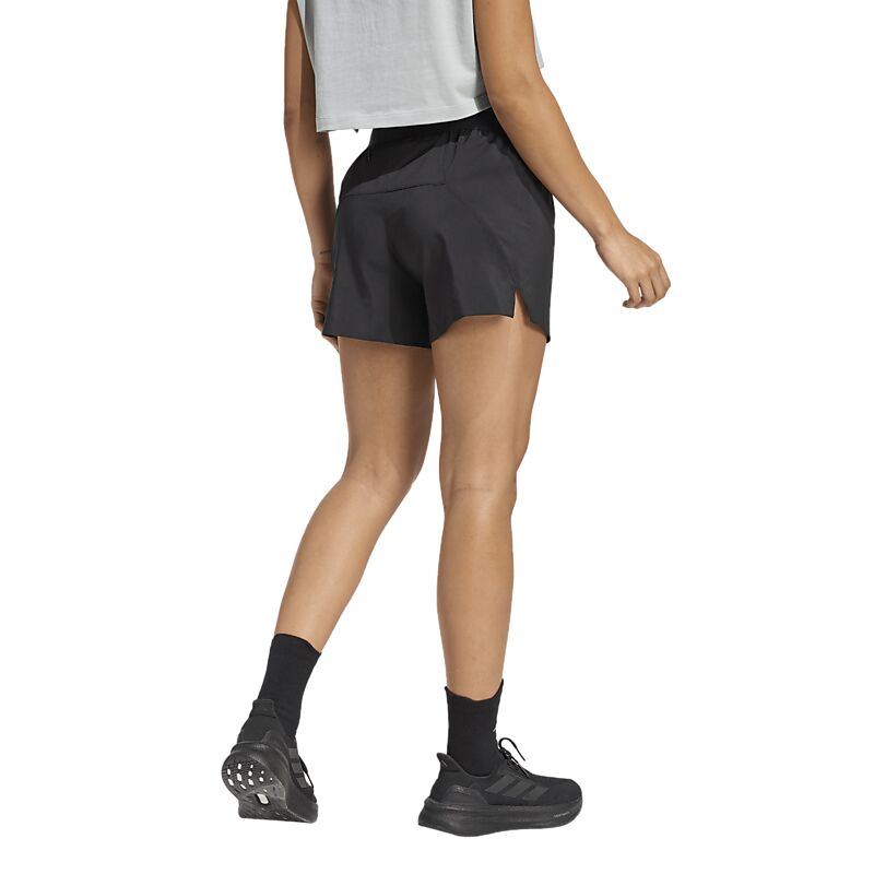 ADIDAS W RUN ESS SHORTS på