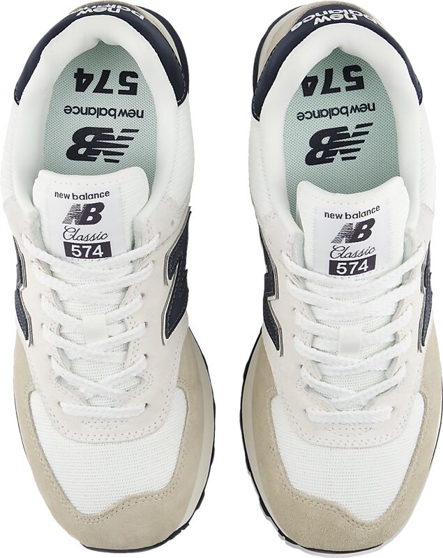 NEW BALANCE M 574 på