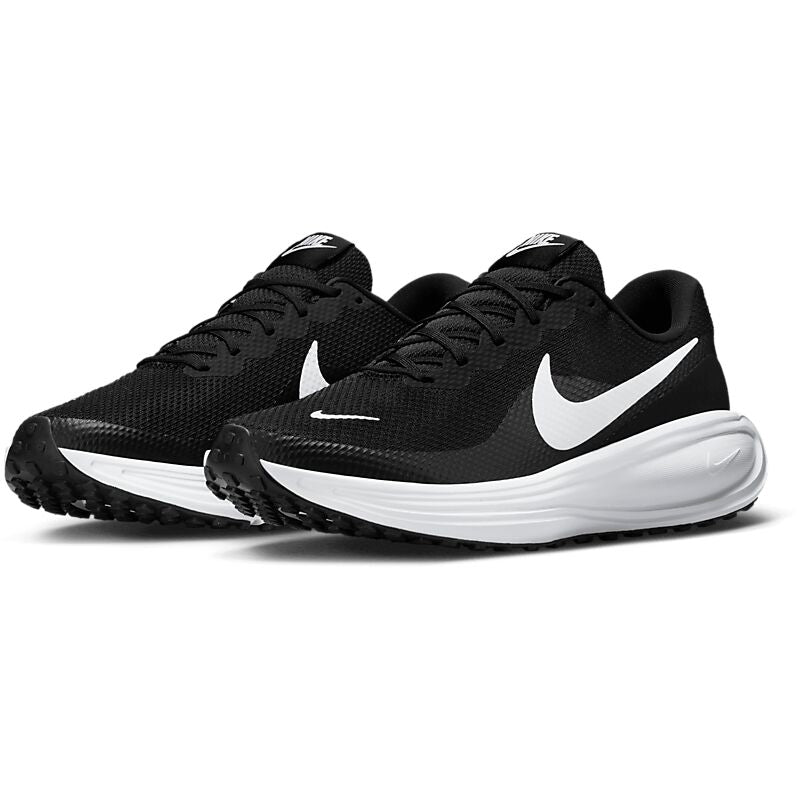 NIKE M Revolution 8 på