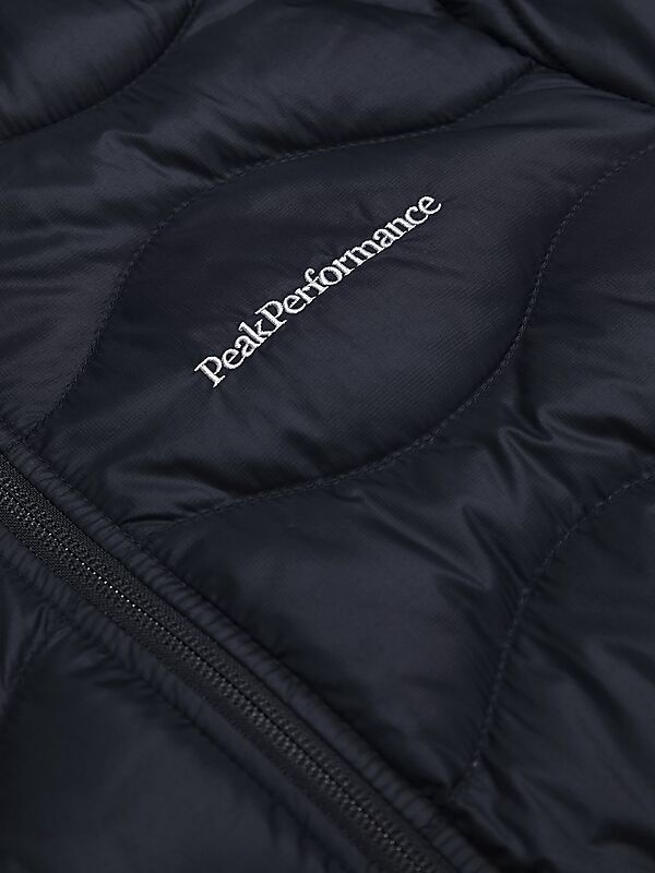 PEAK PERFORMANCE W Helium Down Parka på