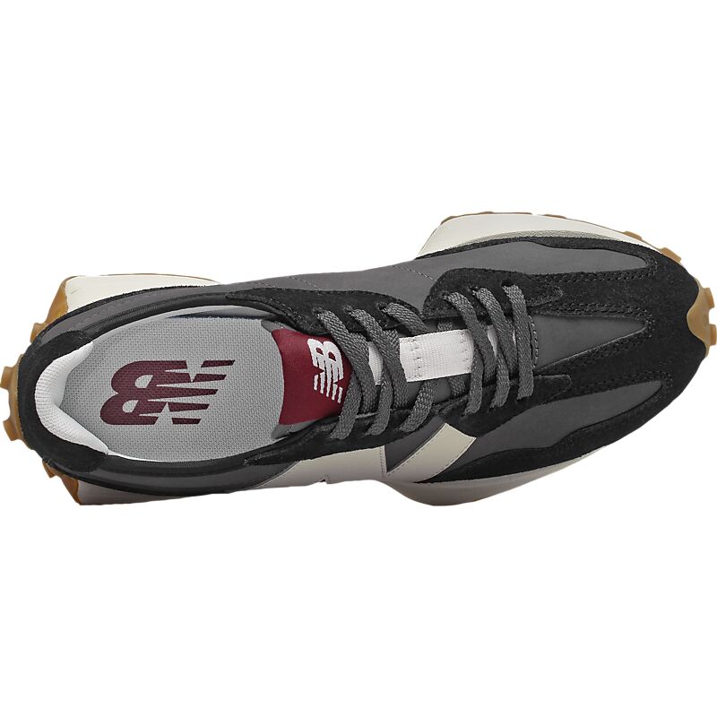 NEW BALANCE W 327 på