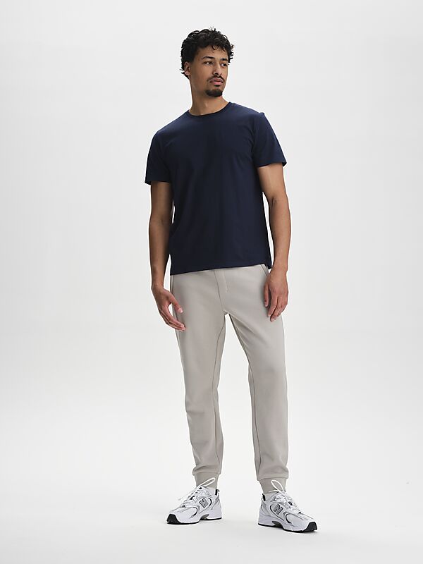 SOC M REGULAR FIT TEE på