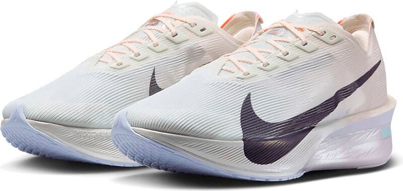 NIKE W Zoomx Vaporfly Next% 4 på