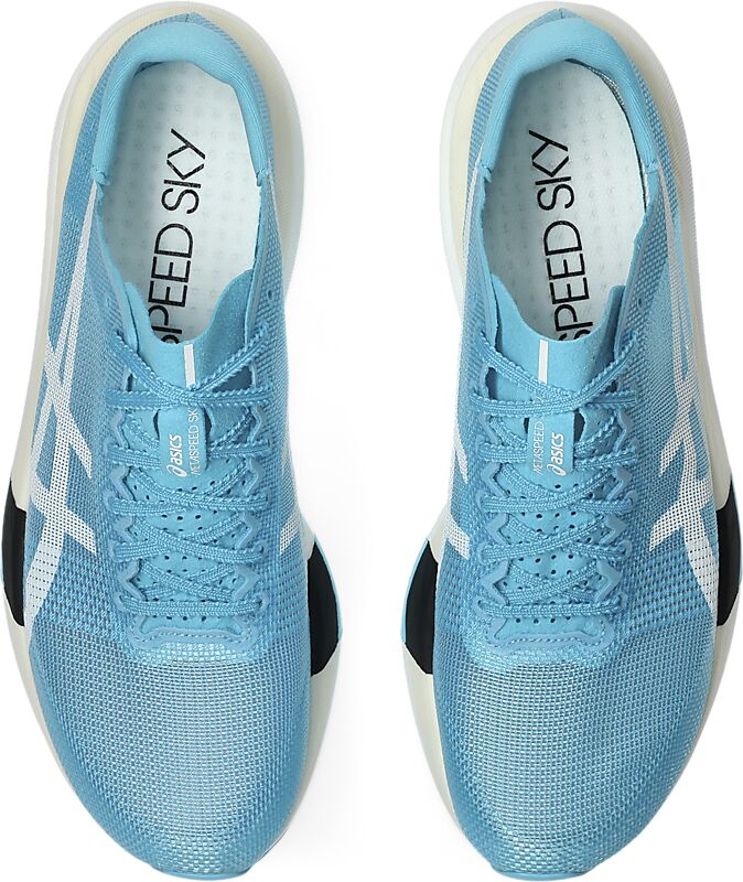 ASICS Metaspeed Sky Tokyo på