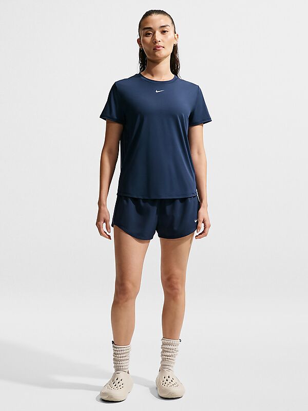 NIKE Women's Dri-fit Short-sleeve Top One Classic på