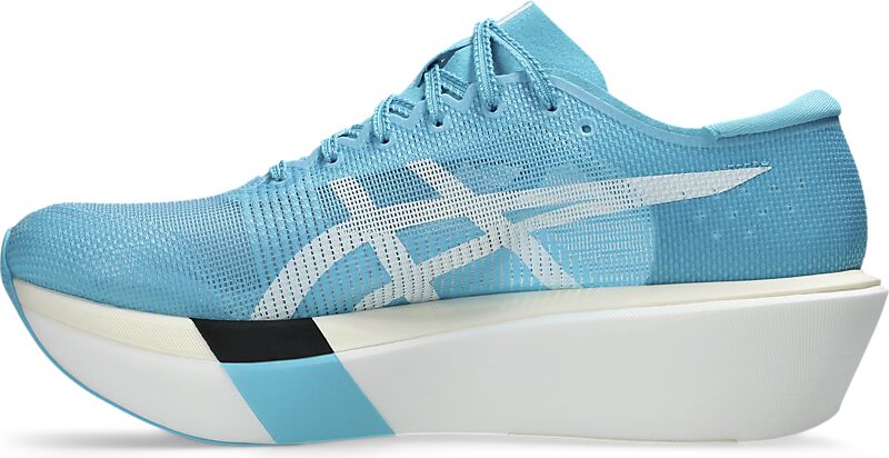 ASICS Metaspeed Sky Tokyo på