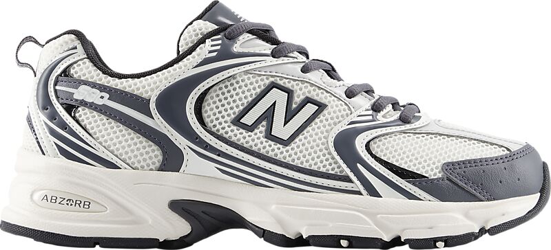 NEW BALANCE W 530 på