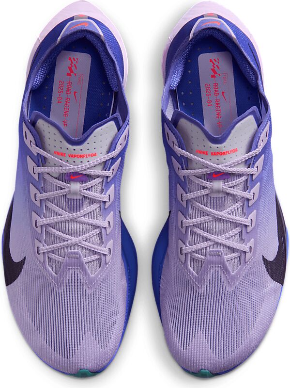 NIKE W Zoomx Vaporfly Next% 4 på