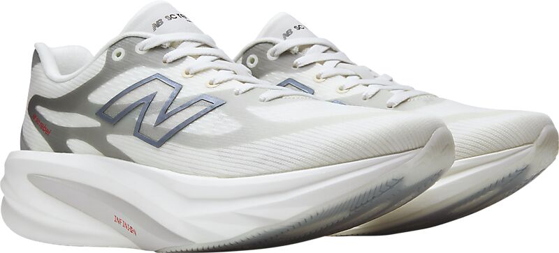 NEW BALANCE W SUPERCOMP REBEL V1 på