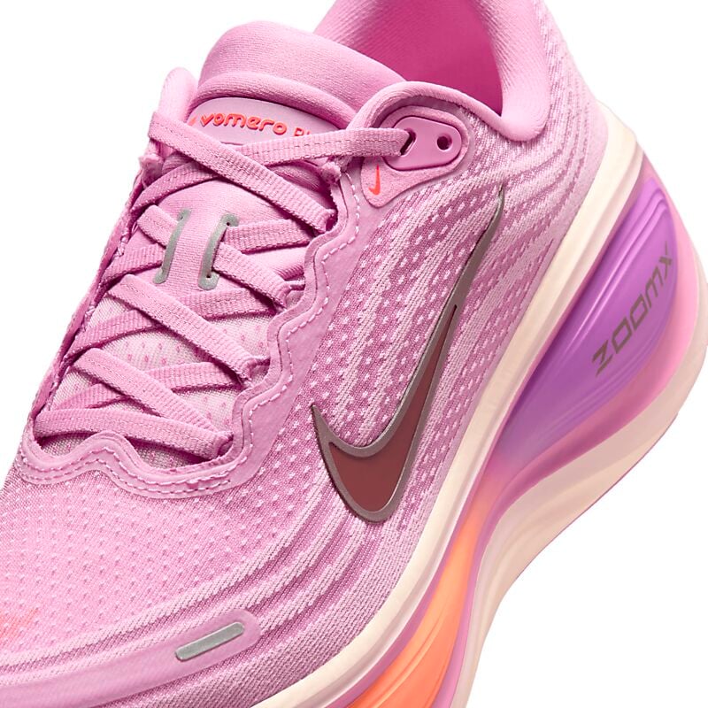 NIKE W Vomero Plus på
