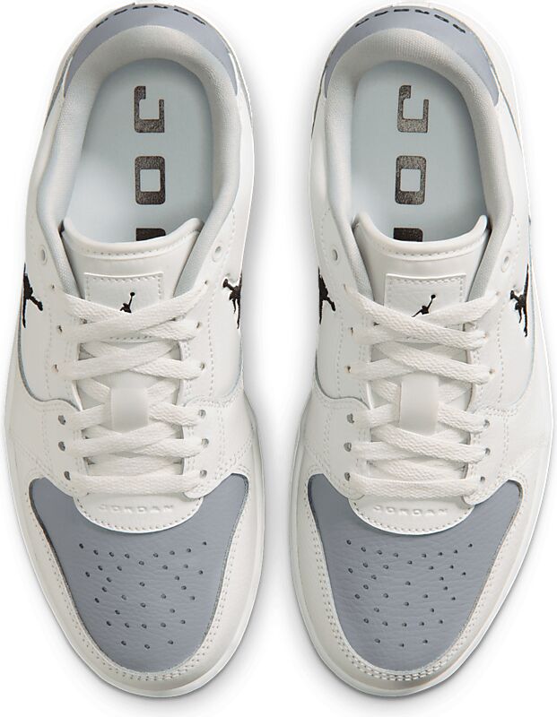 JORDAN W COURT CONNECT LOW på
