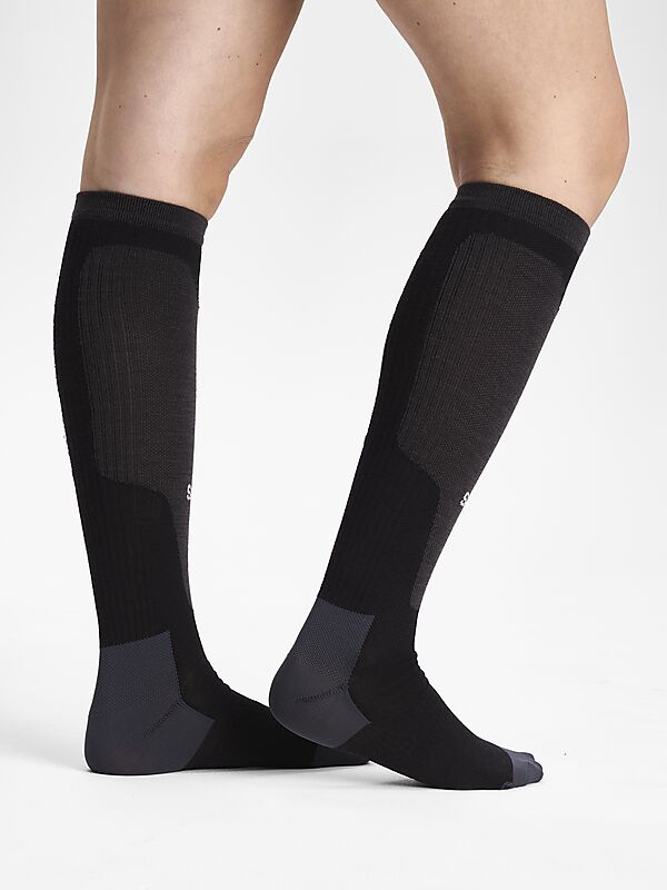 SEGER RACE LIGHT WOOL COMPRESSION SKI SOCK på