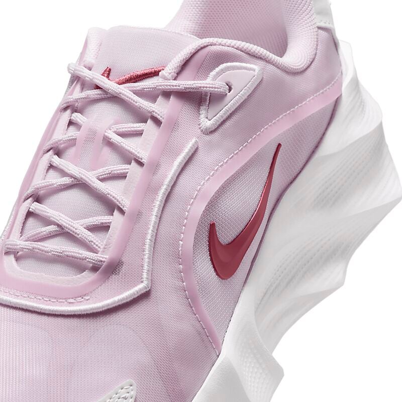 NIKE W Aura Edge Women's Shoes på