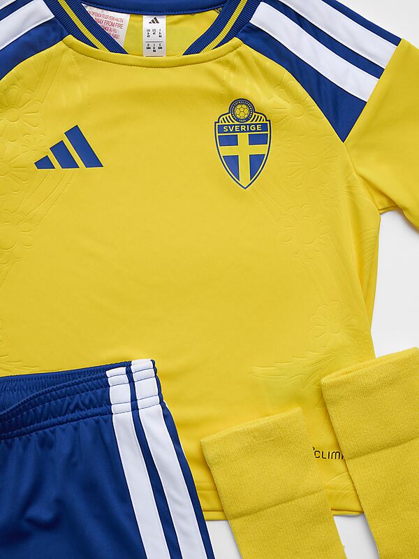 ADIDAS Sweden 26 Home Kids Set på