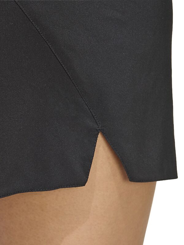 ADIDAS W RUN ESS SHORTS på