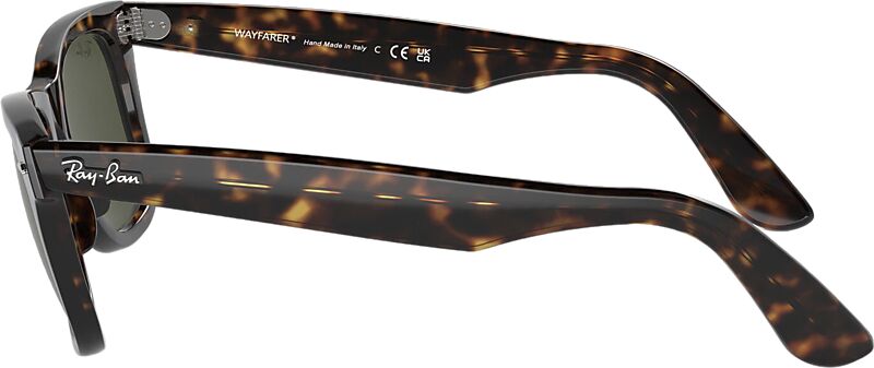 RAY-BAN WAYFARER på