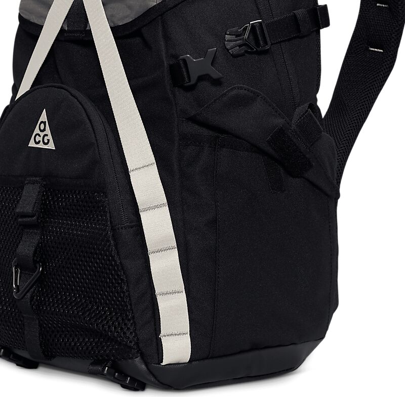 NIKE ACG NIKE ACG "DAYMAX" BACKPACK (25L) på