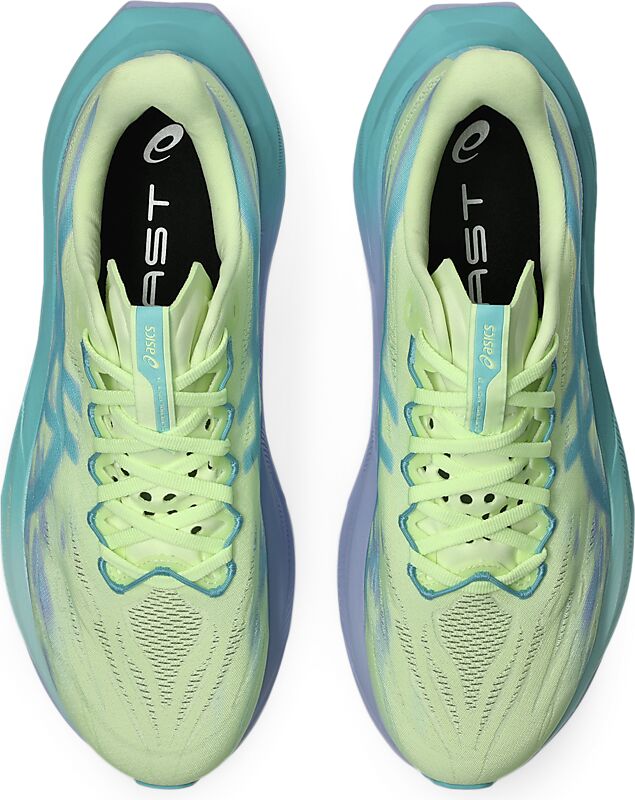 ASICS SUPERBLAST 3 på