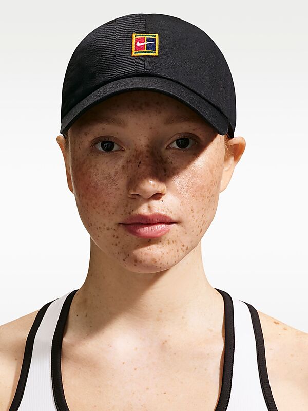 NIKE U NK CLUB CAP CB COURT på