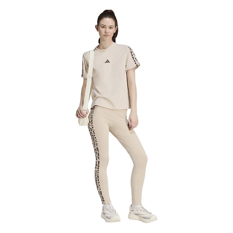 ADIDAS W AOP 3S SJ TEE på