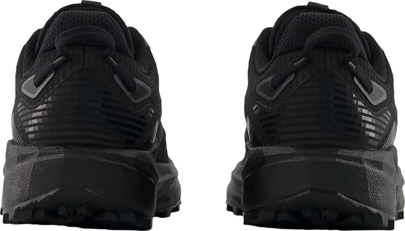 NEW BALANCE W FUELCELL REBEL TRAIL på